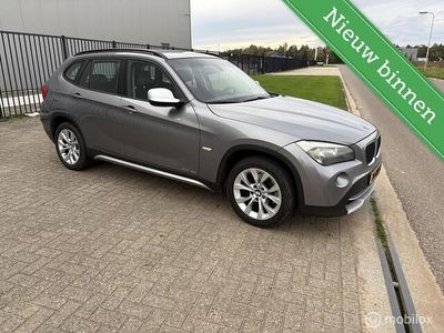 Grijs Occasion 2011 BMW X1 Executive SUV | € 5.150 (Duur)
