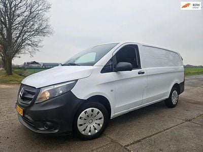 Wit (metallic) Gebruikt 2018 Mercedes Vito Van | € 8.950 (Super prijs)