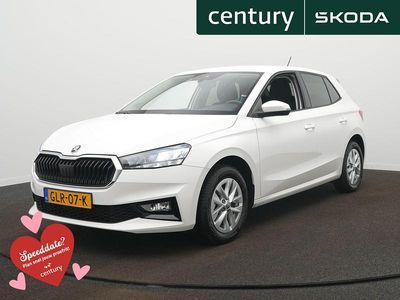 Wit Occasion 2024 Skoda Fabia Selection Hatchback | € 18.900 (Eerlijke prijs)