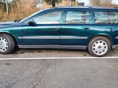 Groen Gebruikt 2003 Volvo V70 Stationwagen | € 3.500 (Iets duurder)