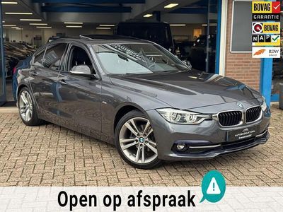 Grijs Gebruikt 2018 BMW 320 Executive Sedan | € 22.500 (Eerlijke prijs)