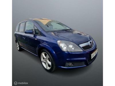 tweedehands Opel Zafira 2.2 Executive Leder Nw APK Nw Koppeling 7Pers!