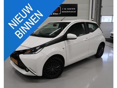 Occasion Toyota Aygo Connect Style 69 PK (50 kW) 2017 Wit Hatchback