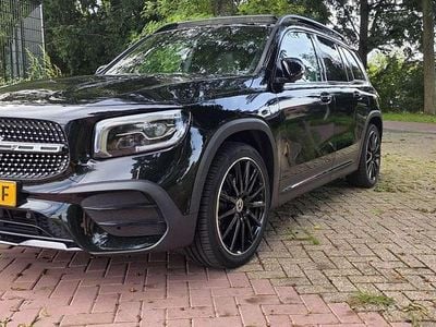 Mercedes GLB250