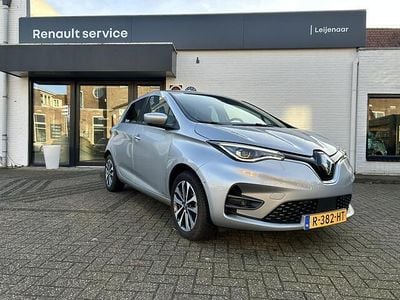 Grijs Occasion 2020 Renault Zoe Intens Hatchback | € 12.250 (Goede deal)