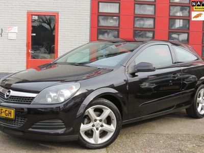 tweedehands Opel Astra GTC 1.6 Business ,17 INCH, AIRCO, CRUISE,