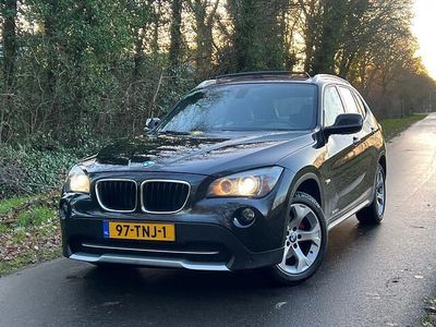 Zwart (metallic) Gebruikt 2012 BMW X1 SUV | € 11.975 (Iets duurder)