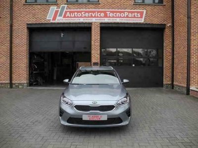 Occasion Kia Ceed 99 PK (72 kW) 2019 Zilver Hatchback