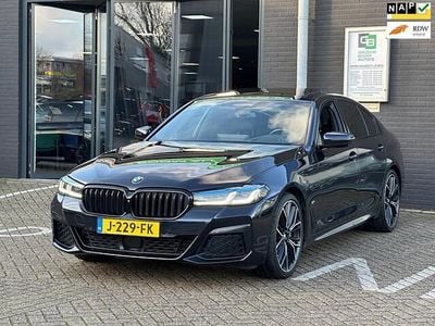 Zwart Gebruikt 2020 BMW 530 Executive Sedan | € 29.995 (Eerlijke prijs)