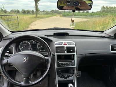 Zwart Gebruikt 2002 Peugeot 307 Hatchback | € 1.250 (Duur)