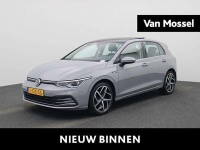 Grijs Occasion 2021 VW Golf VIII Style Hatchback | € 23.900 (Eerlijke prijs)