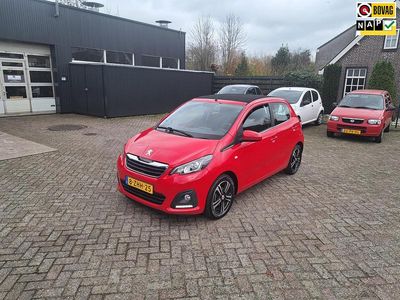 Rood Gebruikt 2015 Peugeot 108 Active Top Hatchback | € 4.950 (Eerlijke prijs)