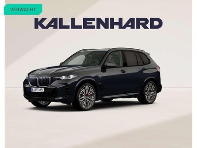 Zwart (metallic) Occasion 2025 BMW X5 M Sport SUV | € 116.875