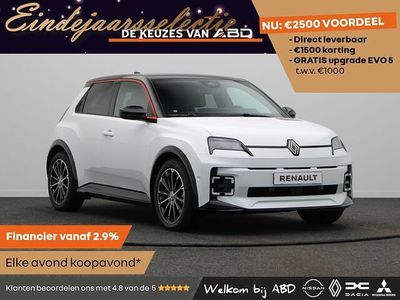 Wit Nieuw 2025 Renault R5 Iconic Hatchback | € 35.865 (Eerlijke prijs)