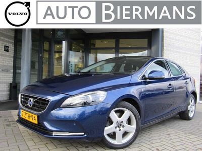 tweedehands Volvo V40 1.6 T2 120PK OCEAN RACE | Pan. dak | Cam. achter |