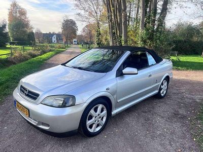 Grijs Gebruikt 2003 Opel Astra Cabriolet | € 2.250 (Eerlijke prijs)