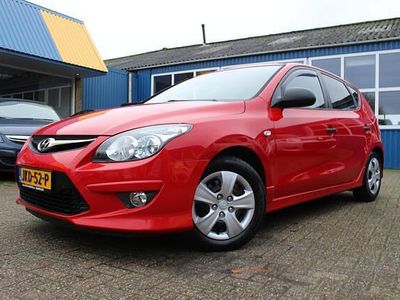 Rood Occasion 2010 Hyundai i30 Hatchback | € 5.888 (Duur)