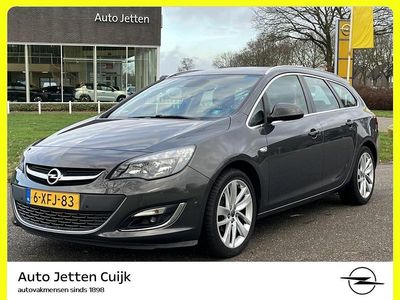 Grijs Gebruikt 2014 Opel Astra Sport Stationwagen | € 8.250 (Iets duurder)