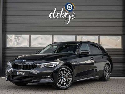 BMW 330e
