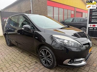 Zwart Gebruikt 2014 Renault Scénic III Bose Edition MPV | € 6.999 (Eerlijke prijs)