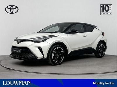 Wit metallic Occasion 2022 Toyota C-HR Sport SUV | € 27.945 (Duur)