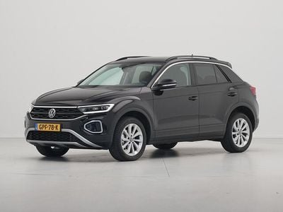 Zwart Gebruikt 2024 VW T-Roc SUV | € 30.740 (Goede deal)