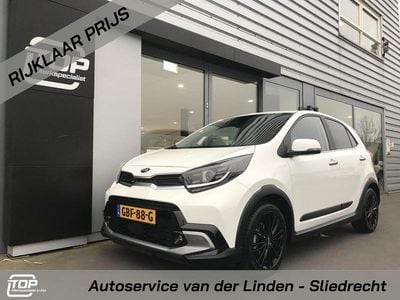 Wit Gebruikt 2021 Kia Picanto X-Line Hatchback | € 14.250 (Eerlijke prijs)