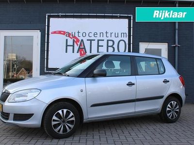 Grijs (metallic) Occasion 2010 Skoda Fabia Comfort Hatchback | € 2.950 (Goede deal)