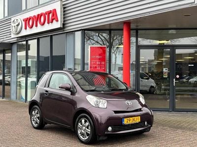 Occasion Toyota iQ 68 PK (50 kW) 2009 Paars Hatchback