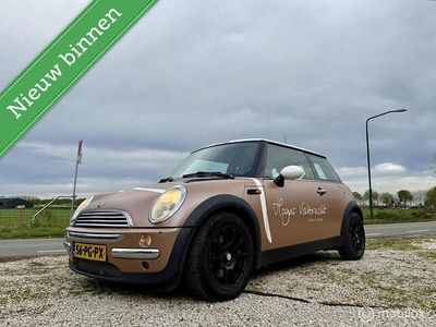 Blauw Gebruikt 2004 Mini Cooper Pepper Hatchback | € 1.495 (Eerlijke prijs)
