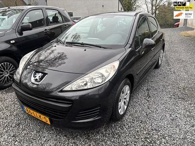 Zwart Occasion 2010 Peugeot 207 Hatchback | € 4.350 (Eerlijke prijs)