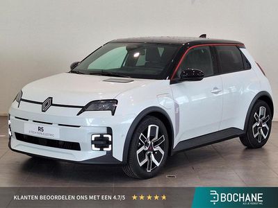 Blanc nacré/noir etoile (xui) Nieuw 2025 Renault R5 Techno Hatchback | € 31.245 (Iets duurder)