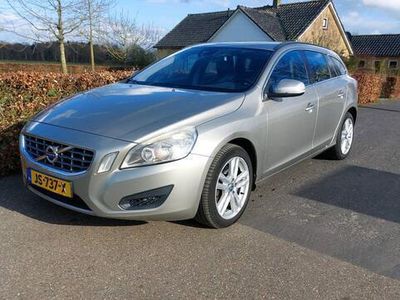 tweedehands Volvo V60 2.0 D3 100 KW CLIMA/LEER BJ 2013