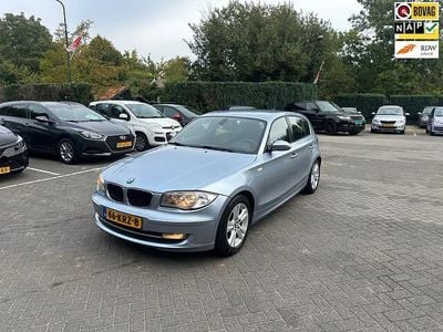 Blauw Gebruikt 2010 BMW 118 Hatchback | € 3.950 (Eerlijke prijs)