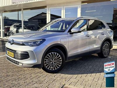 Grijs Occasion 2025 VW Tiguan Edition SUV | € 46.995 (Super prijs)
