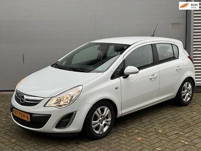 Wit Gebruikt 2011 Opel Corsa Edition Hatchback | € 2.749 (Goede deal)
