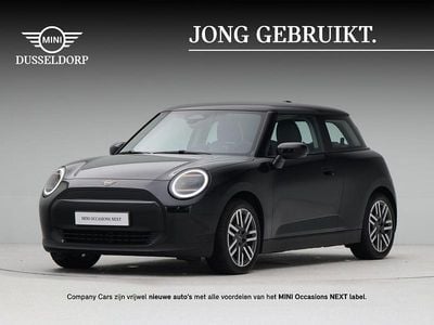 Nieuw Mini Cooper Classic 135 kW (184 PK) 2025 Zwart Hatchback