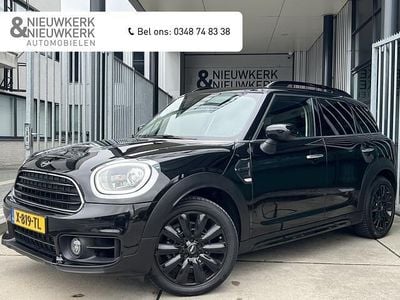 Zwart (metallic) Gebruikt 2020 Mini Cooper Countryman Business SUV | € 20.799 (Eerlijke prijs)