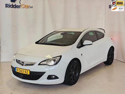 Opel Astra GTC