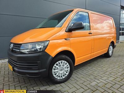 tweedehands VW Transporter 2.0 TDI L1H1 Navigatie Airco 3-zits