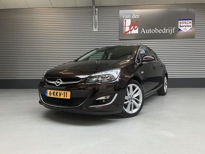 tweedehands Opel Astra 1.4 Turbo Sport/Clima/Navi/PDC/Trekh/18 inch/