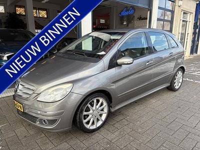 Grijs Gebruikt 2005 Mercedes B200 MPV | € 3.399 (Eerlijke prijs)