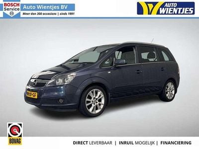 Grijs Occasion 2007 Opel Zafira Cosmo MPV | € 1.950 (Goede deal)