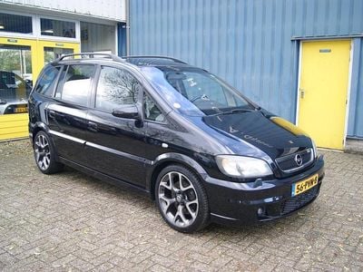 Zwart Gebruikt 2005 Opel Zafira OPC MPV | € 5.950