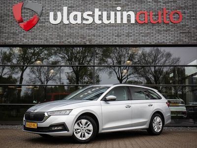 Grijs, metallic lak Occasion 2021 Skoda Octavia Business Line Stationwagen | € 16.900 (Eerlijke prijs)