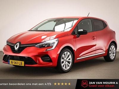Rood Gebruikt 2021 Renault Clio V SE Hatchback | € 13.400 (Goede deal)