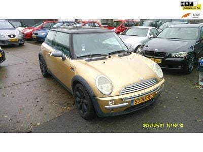 Geel Gebruikt 2003 Mini ONE Salt Hatchback | € 1.950 (Goede deal)