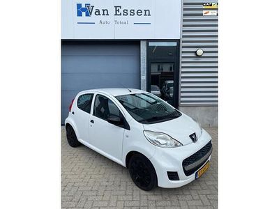 Wit Gebruikt 2008 Peugeot 107 Hatchback | € 1.950 (Eerlijke prijs)