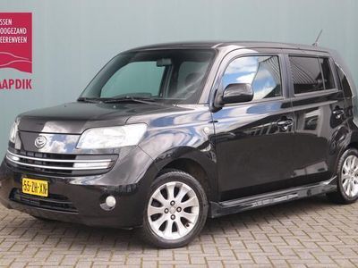 tweedehands Daihatsu Materia 1.3 Funk BJR 2008 92 PK AIRCO / METALLIC LAK / LM VELGEN / CENTR.VERGR. / TREKHAAK