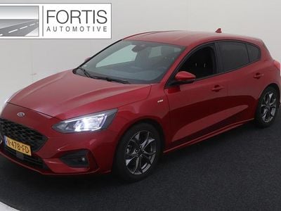 Rood Gebruikt 2021 Ford Focus Business Edition Hatchback | € 18.895 (Eerlijke prijs)